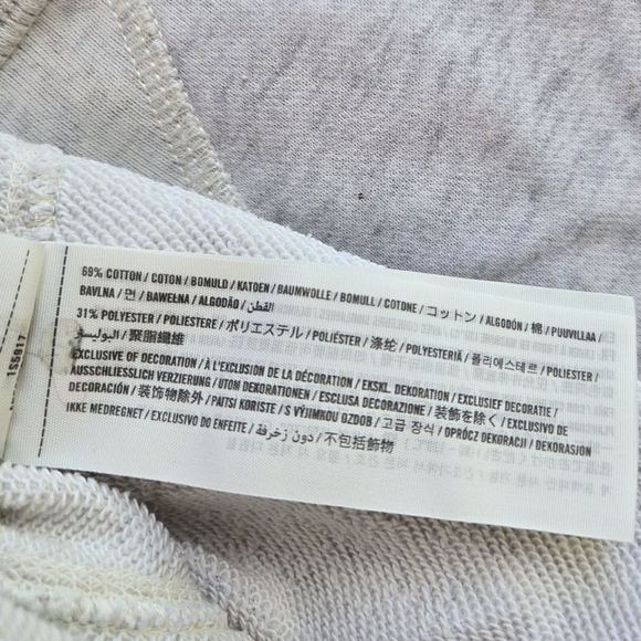 Abercrombie crew neck✌️ - Picture 6 of 6